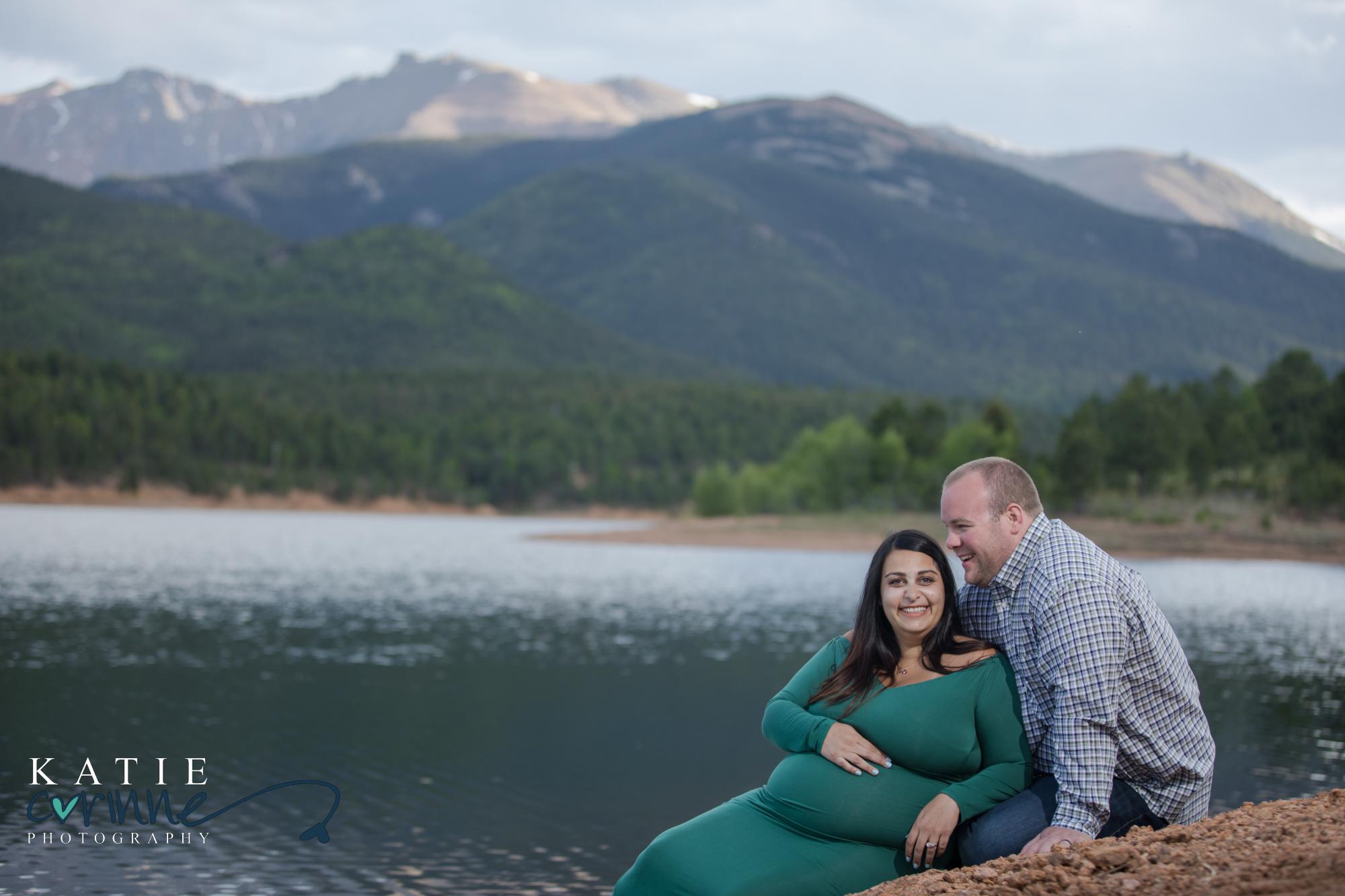 Colorado Springs couple at maternity photography session