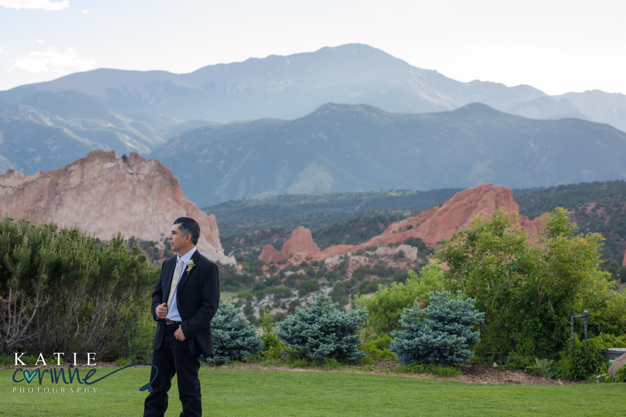 New Mexico groom at destination wedding at GOG