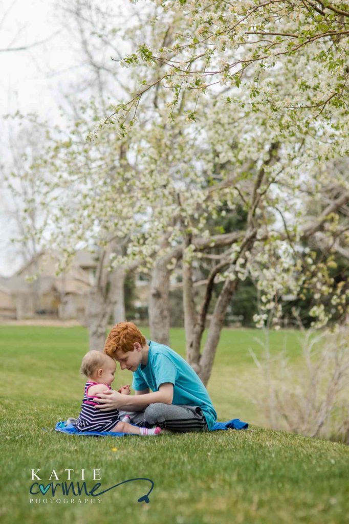 Siblings at Colorado Cherry Blossom Family Session