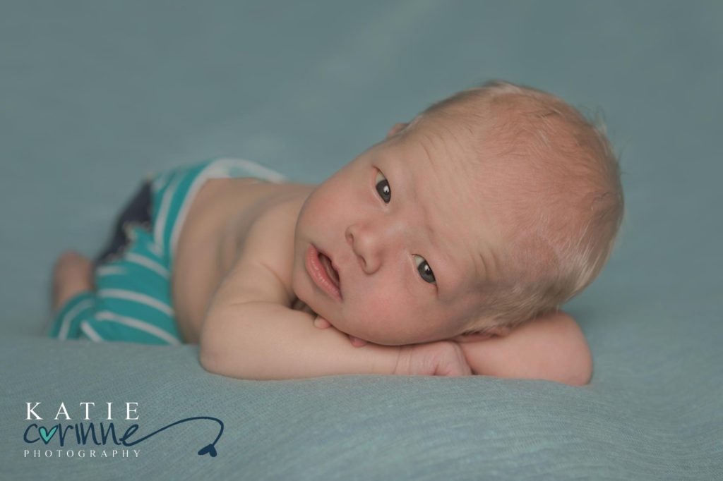 Colorado Springs Newborn Pictures with eyes open