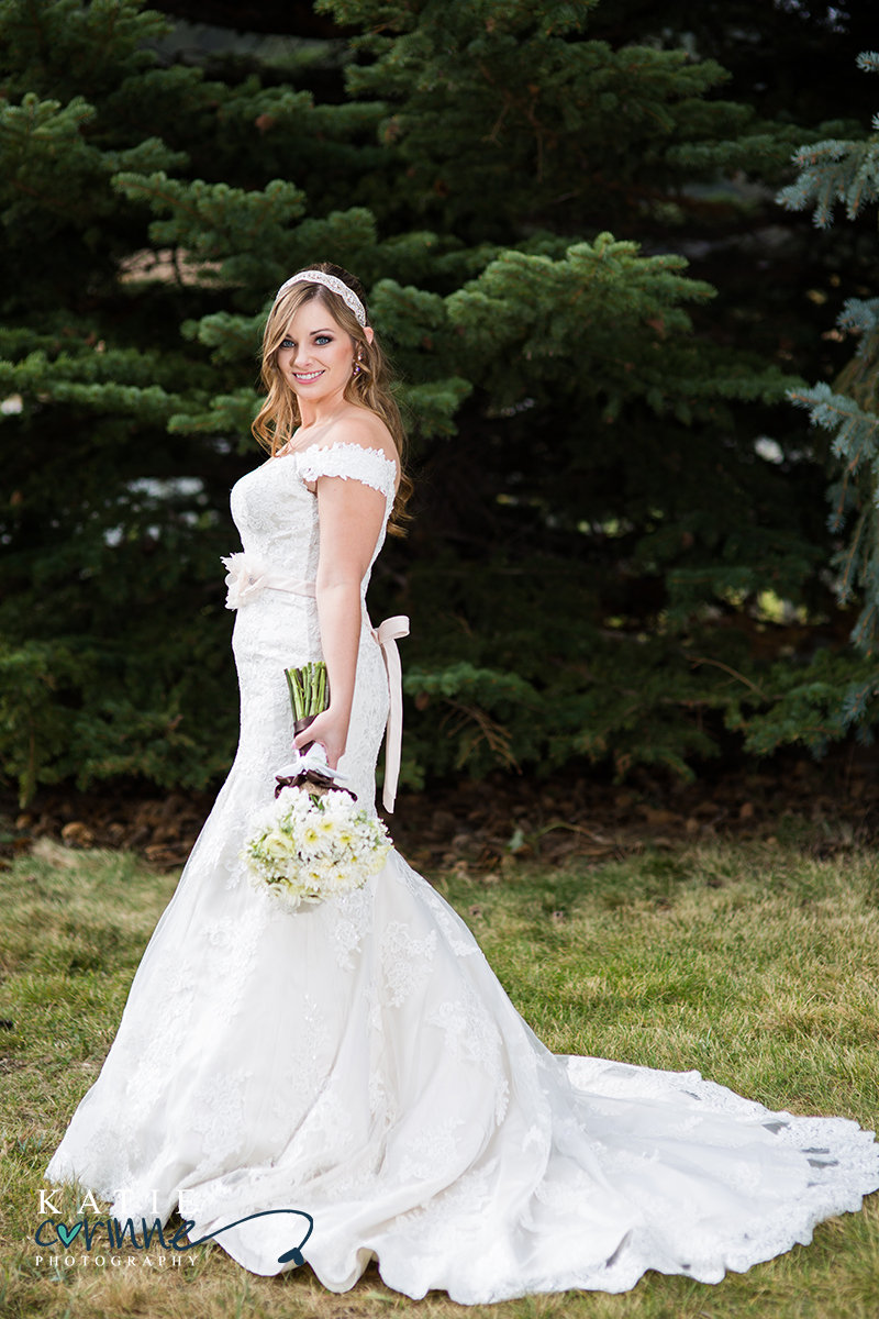 Bridal in Wedding Dress Deer Creek Valley Ranch