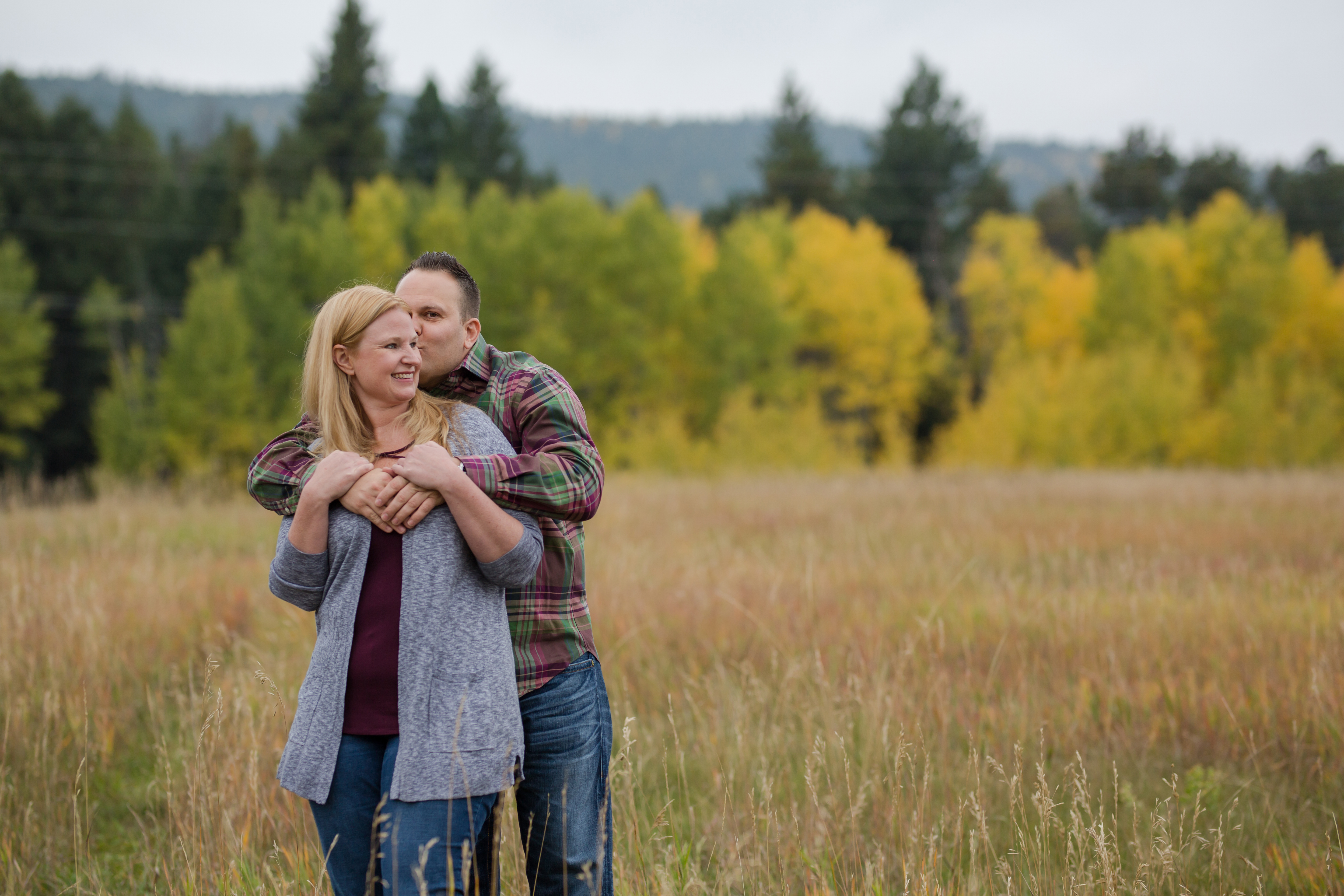Engagement photos in colorado fall