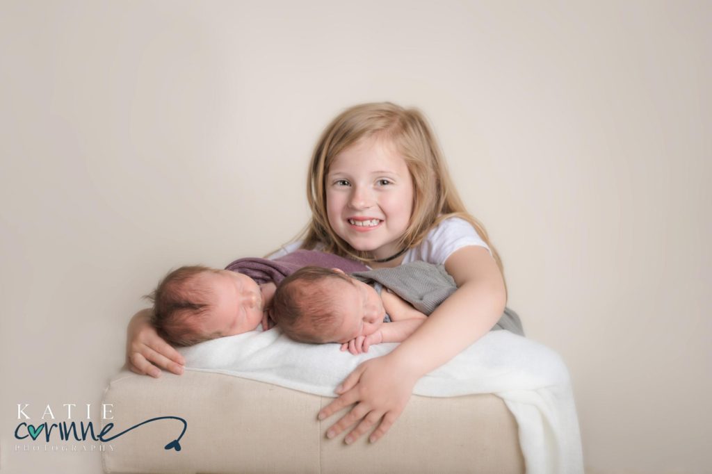 sibling portrait with boy girl twins