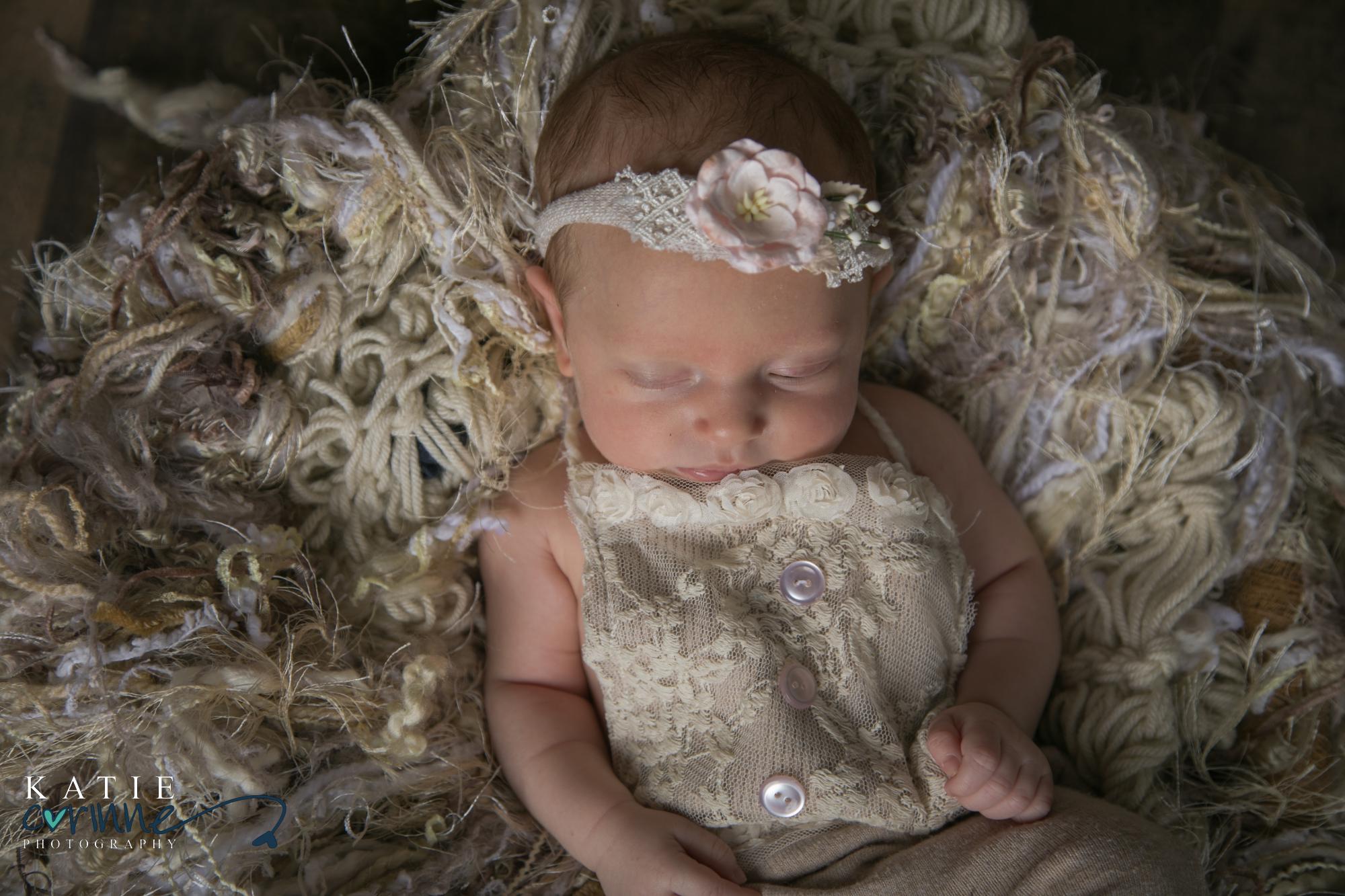 baby girl newborn photography outfit