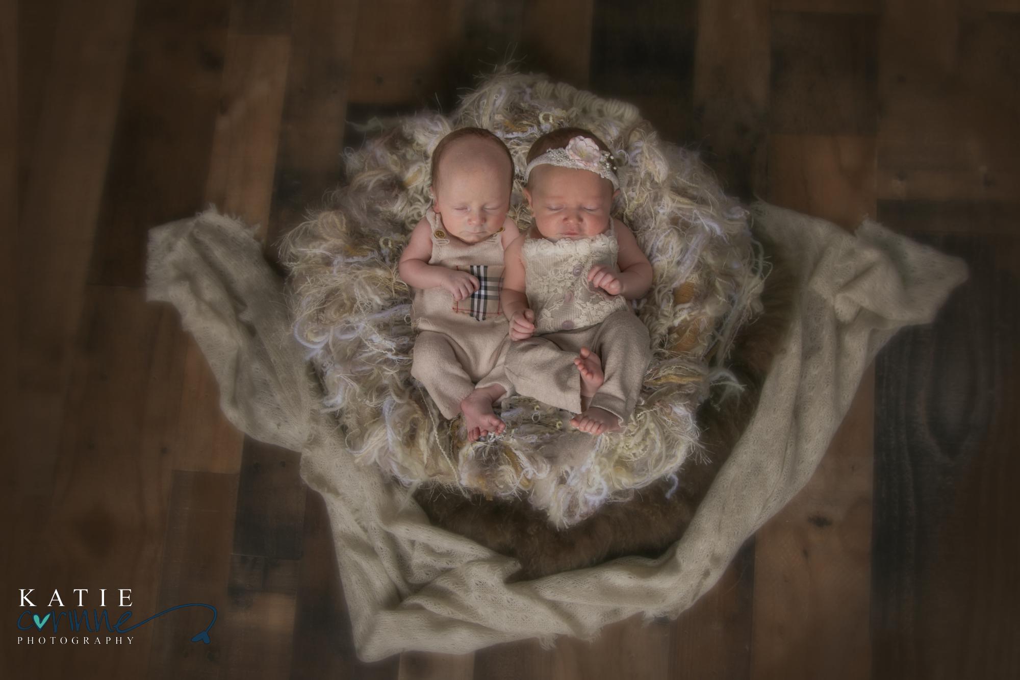 twins Colorado newborns photography outfit