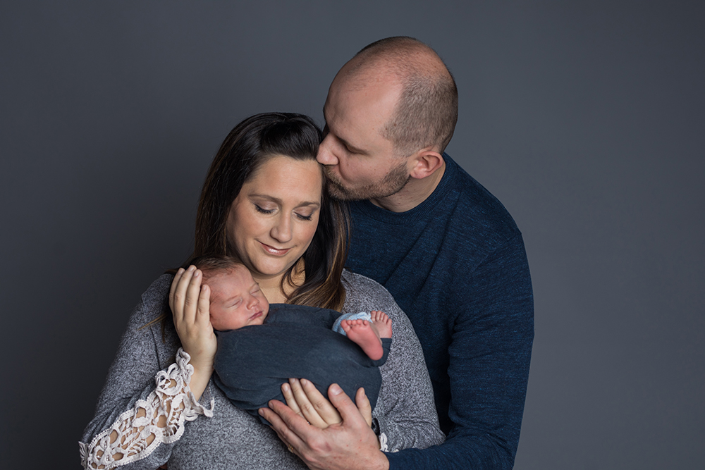 newborn baby photos with family