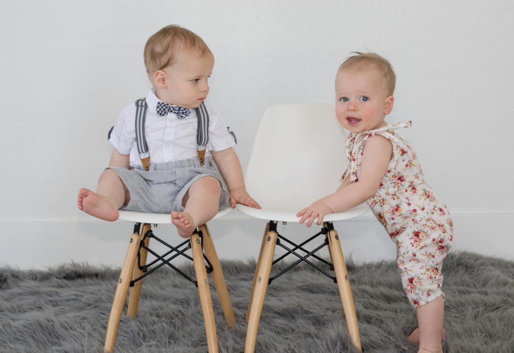 twins in child photography studio