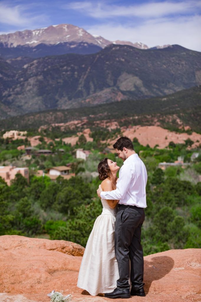 Colorado Springs officiant marries quarantine partners