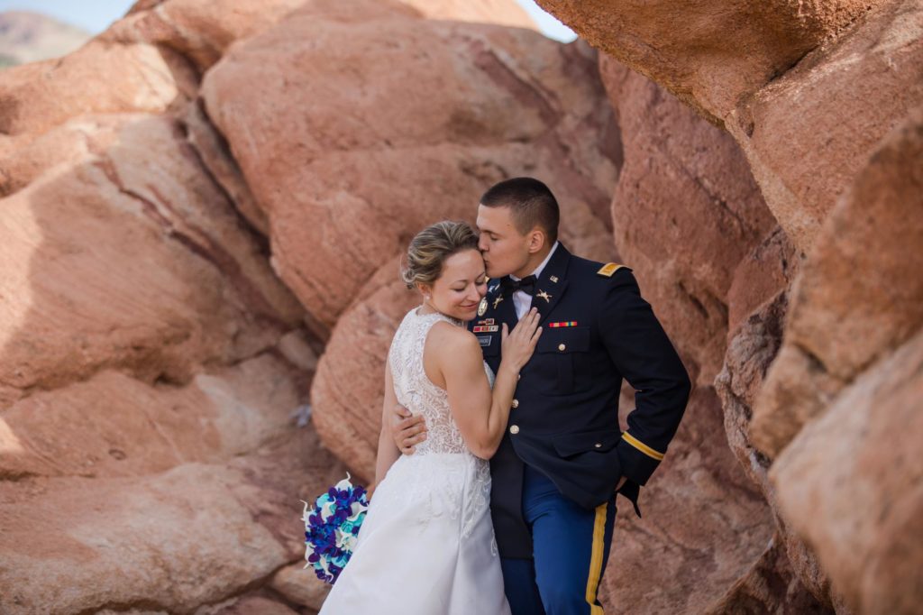 US soldier marries quarantine partner in the Rocky Mountains