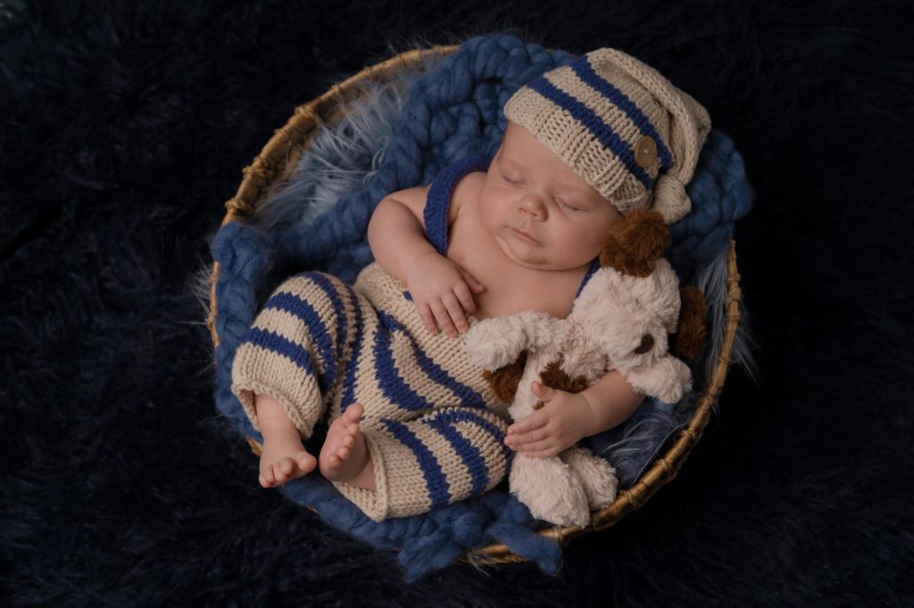 how to photograph infants with COVID precautions