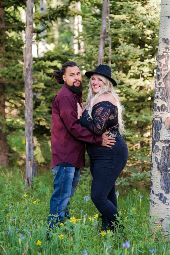 colorado couple looks at engagement photographer