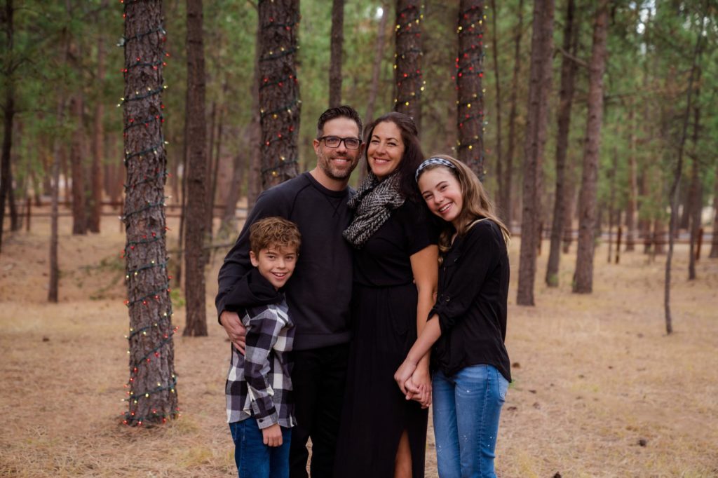 Colorado family poses for photos