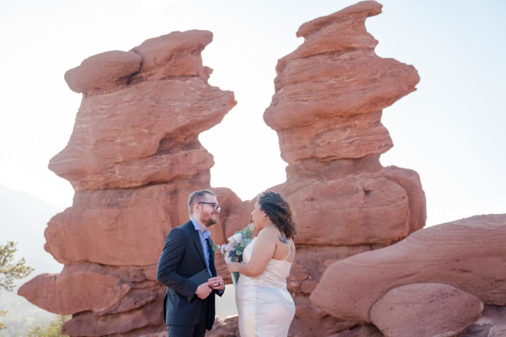 Colorado couple gets married at Garden of the Gods