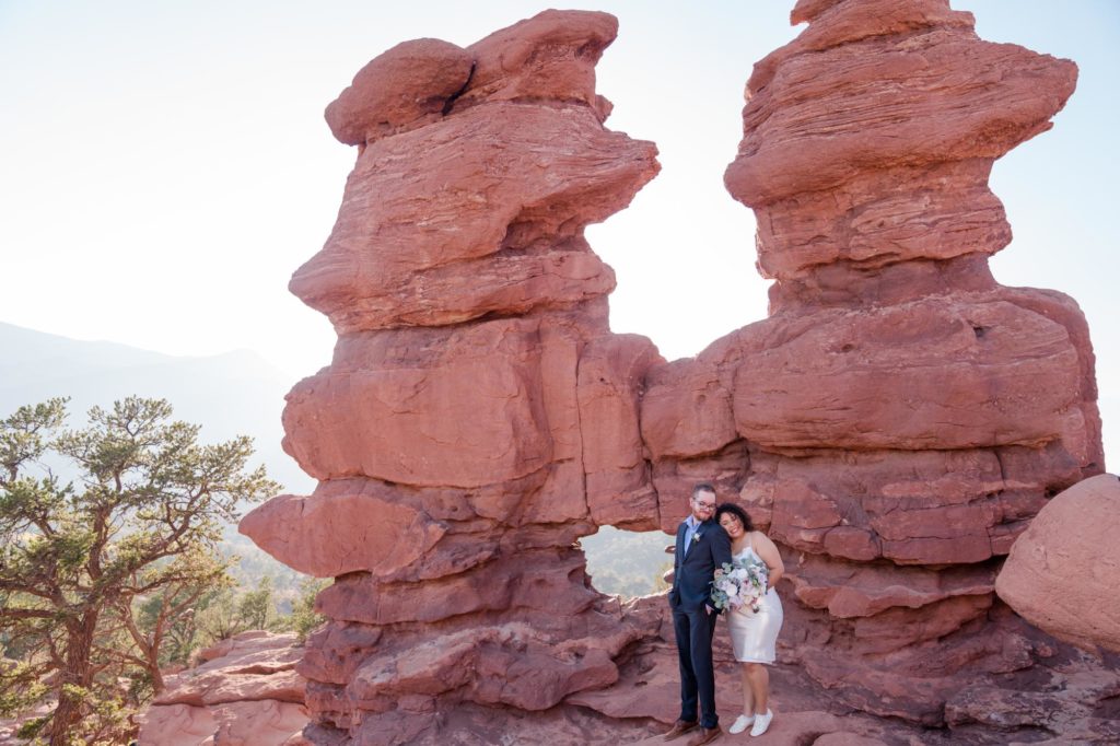 2021 popular wedding dates at red rocks
