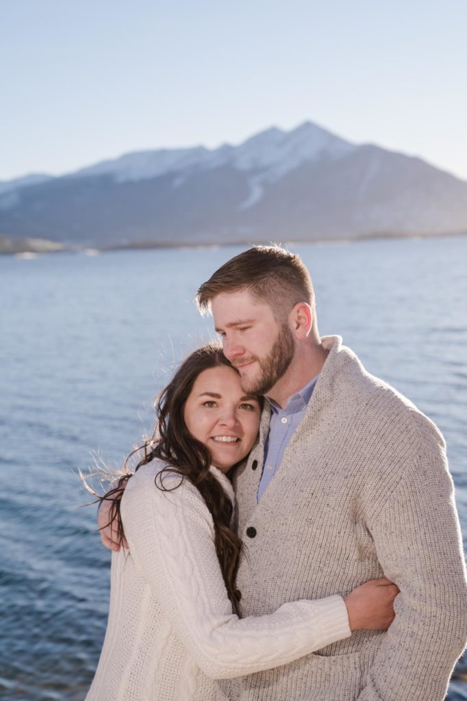 Colorado couple embraces at Lake Dillon