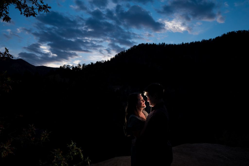 Colorado couple gets engaged in the rockies