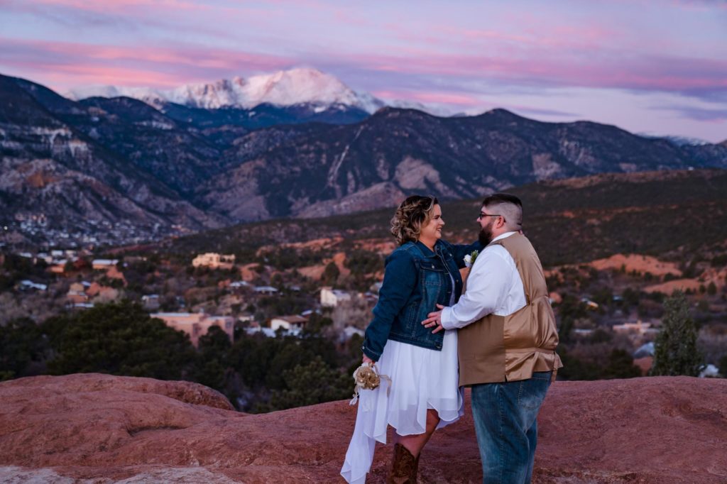 Colorado couple has elopement at best location
