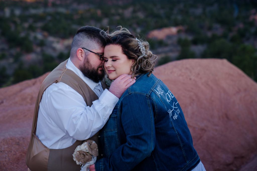 bride and groom has Colorado elopement with best vendors