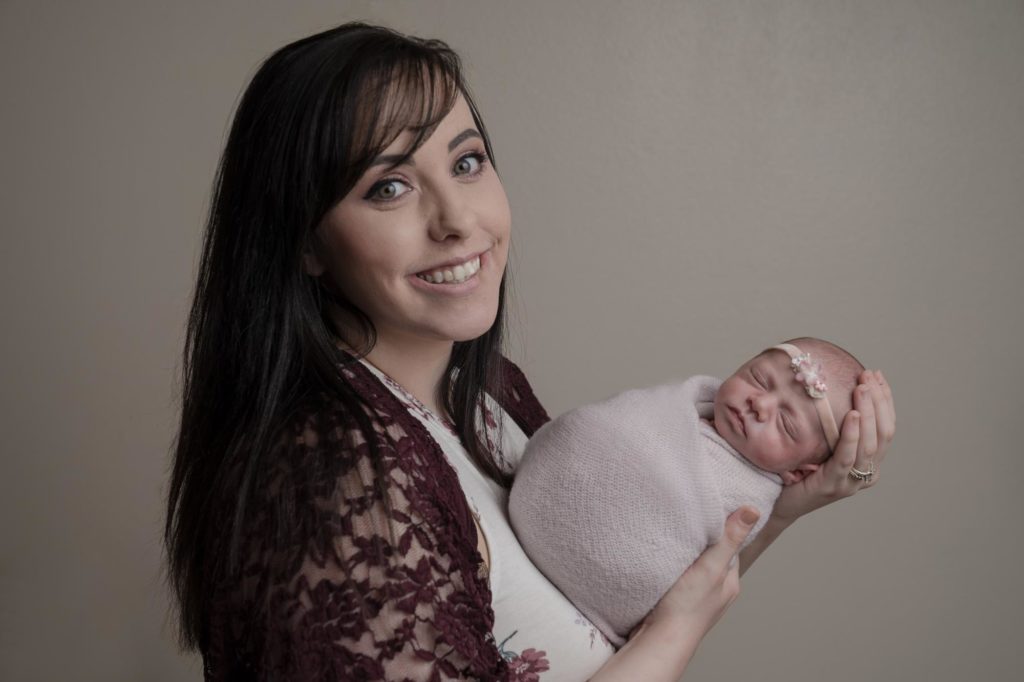 Colorado Mom with newborn baby