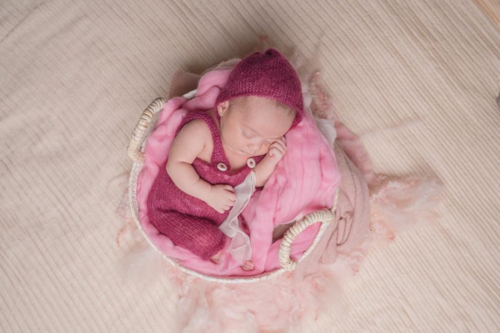 Colorado posed newborn girl portraits