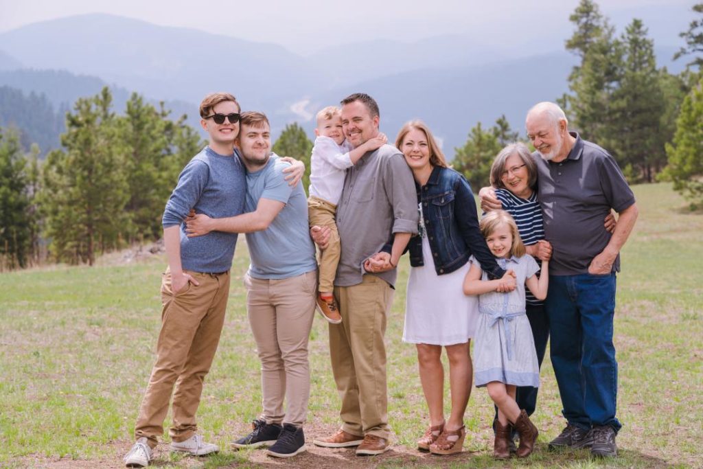 Extended family portraits Colorado